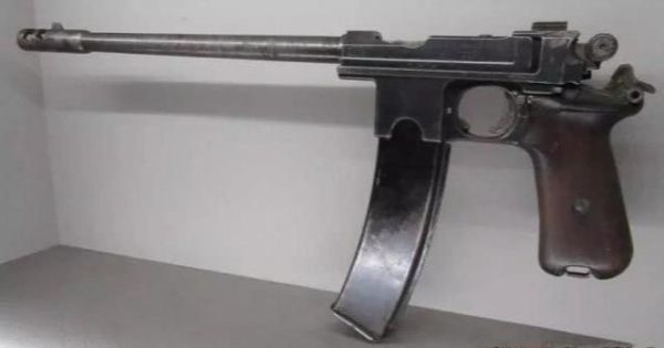 1898至1911发生什么事情？（1910年出现的武器）