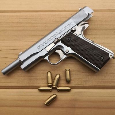 什么金属做武器最好？（金属小武器）