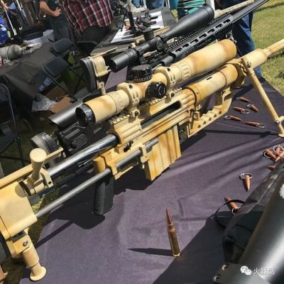生死狙击战术武器排行？（军用近身武器排行）