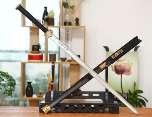 行侠仗义哪个武器好用？（哪种武器好使）