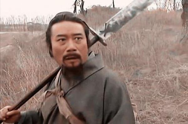 梁山制兵器的人是谁？（梁山练武器）