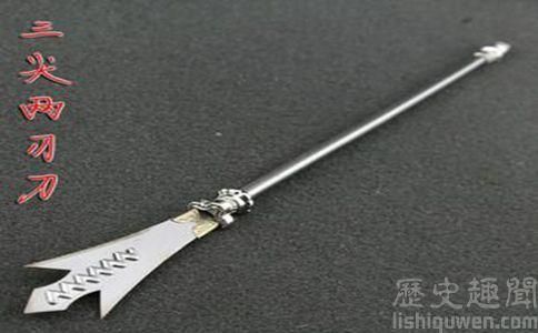 三叉两刀戟多重？（二郎神的武器多重）