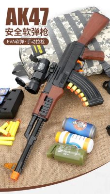 猩猩拿ak47真的假的？（买ak47英雄级武器玩具）