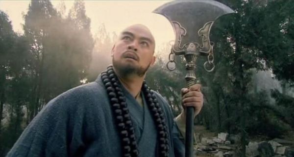 水浒传鲁智深杀飞天夜叉和生铁佛第几集？（却夜叉武器）
