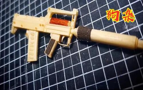 在野外怎么用木棍做武器？（用木棍做大武器）