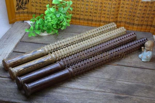 一根木棍能做什么武器？（用木棒做武器）