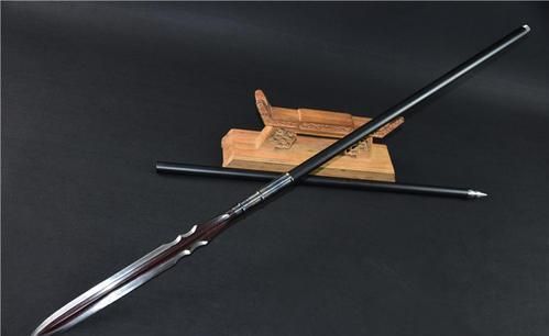 赵子龙的武器长什么样子？（赵子龙的十大武器）