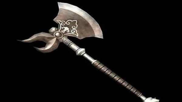 程咬金用的是什么武器？（程咬金出的武器）