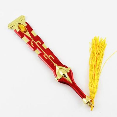 王者老夫子用的啥武器？（老夫子的武器）