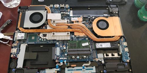 战神z7m键盘灯怎么关闭？（斗战神武器发亮）