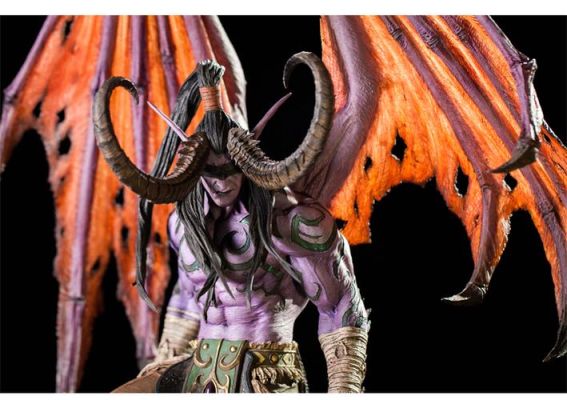 伊利丹封印萨格拉斯拿的武器？（恶魔猎手伊利丹的武器）