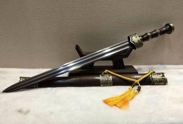 生死狙击身边围绕剑气的武器？（剑灵枪手武器最好）
