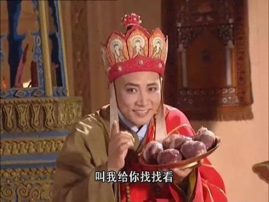 西游记中的九瓣赤铜锤是莲花池中的什么炼成的？（唐僧第一个经系武器在哪）
