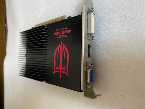 华硕显卡至强游戏装备since1996？（宇宙至强者武器装扮在哪）